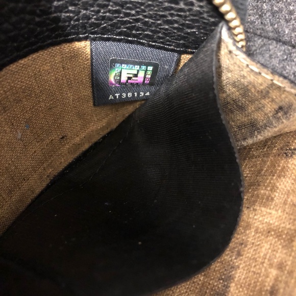 FENDI BLACK LEATHER WALLET, w/SERIAL NUMBER AT38134, zipper good - Picture 3 of 14